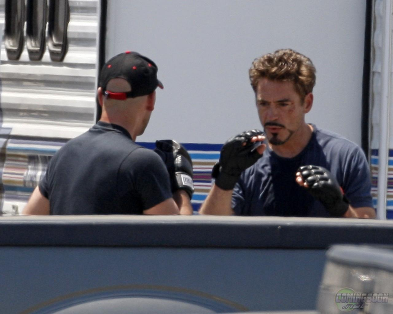 Illustration for article titled Tony Stark Makes A New Friend In Iron Man 2 Set Photos. Plus Doctor Who Regeneration Hints!